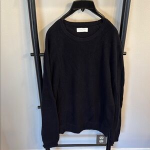 Everlane Navy Men’s waffle knit cashmere sweater